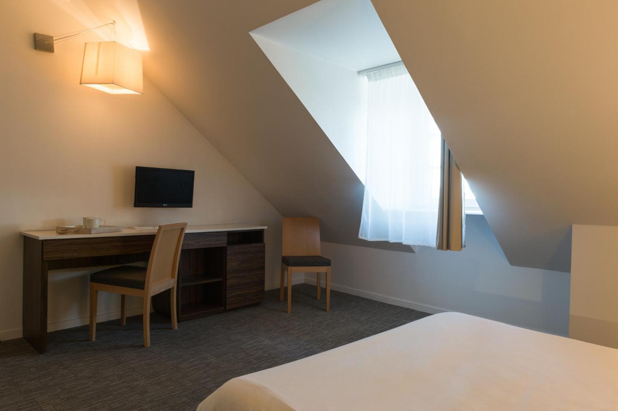 The Originals City, Hotel Le Coeur D'Or, Sedan Est Douzy Ngoại thất bức ảnh